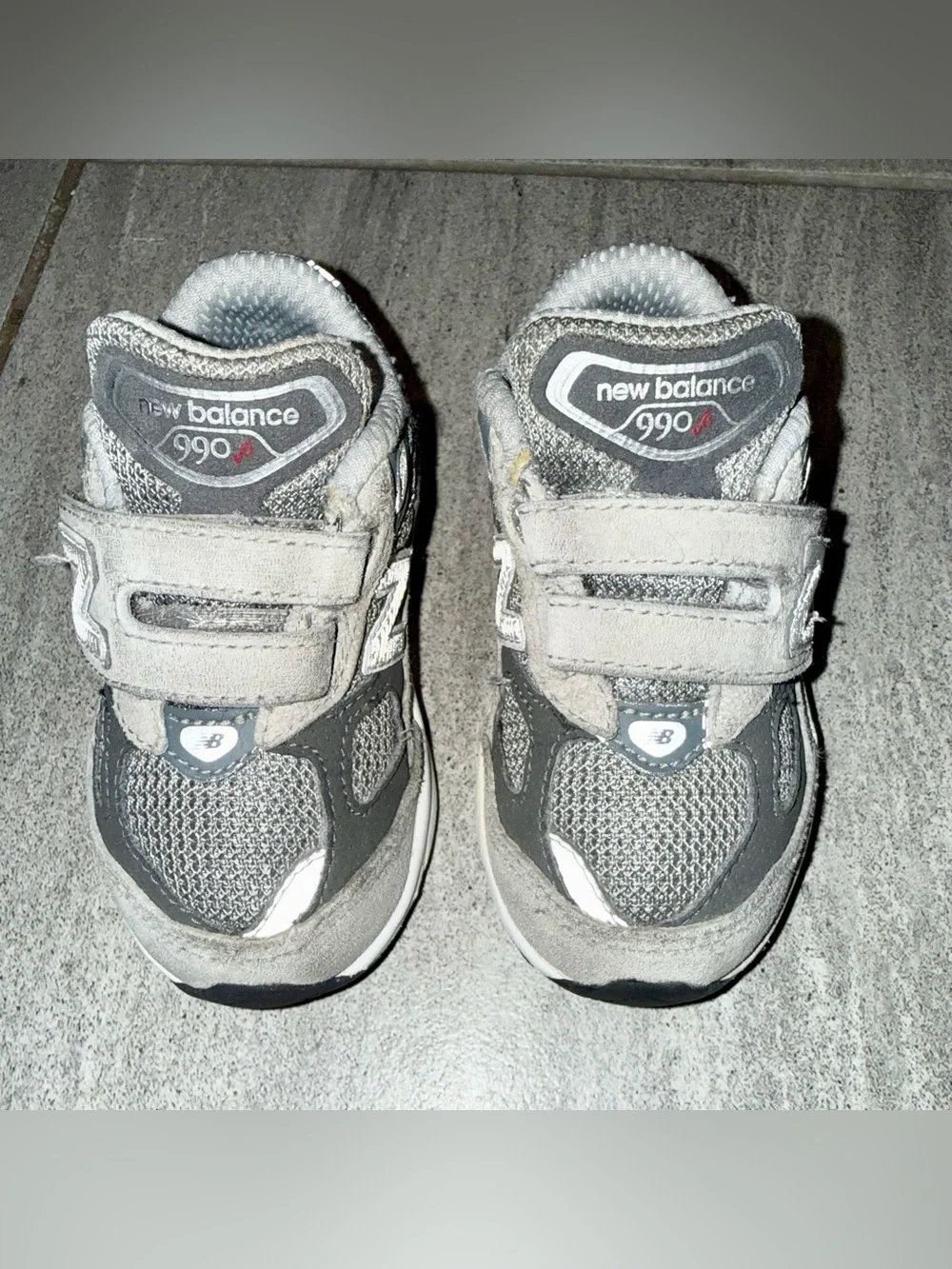 New Balance Baby Hook and Loop 990V6 grey suede sneakers